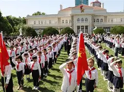 蓬莱黑豹队对阵塞外鲸鲨队，电竞热身赛惊险晋级，内线统治篮板——定海神针仍在